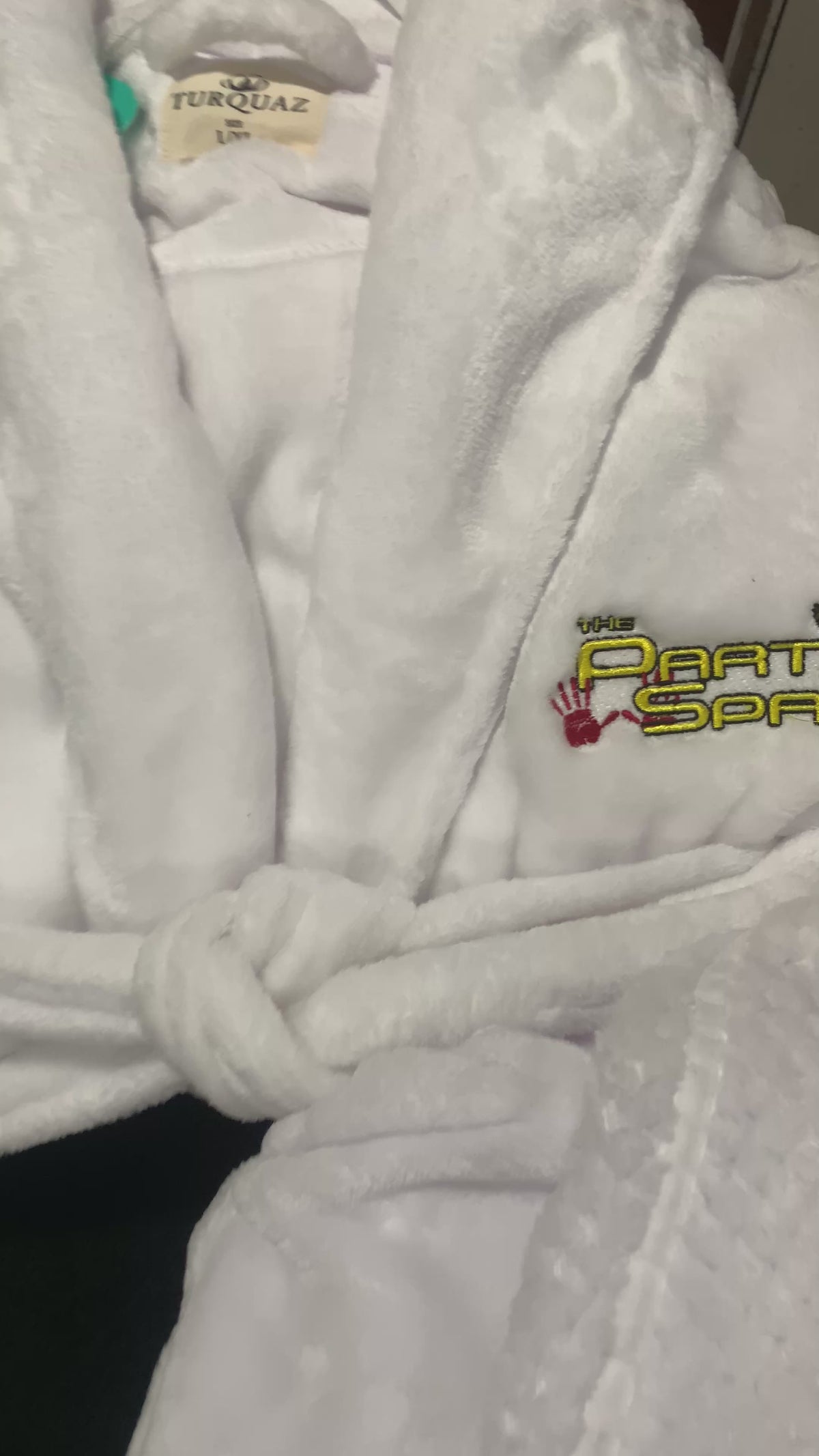 Plush fleece white bathrobe with custom embroidery logo.